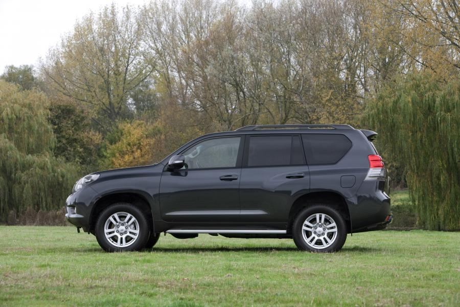  Toyota Land Cruiser Prado 150 5-Door 2009 года  (фото 33 из 41)
